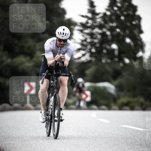 21.06.2026 - 29. Vierlanden-Triathlon H.Heesch http://msf.ph/oto/9899406 21.06.2026 10:07:25 Radfahren 2, 68, 88, 270 meine-sportfotos.de