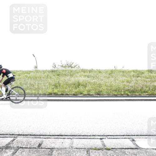 21.06.2026 - 29. Vierlanden-Triathlon H.Heesch http://msf.ph/oto/9899426 21.06.2026 11:40:33 Radfahren 249, 293, 630, 656, 671, 733, 743, 751 meine-sportfotos.de