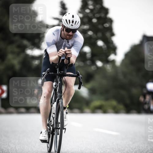21.06.2026 - 29. Vierlanden-Triathlon H.Heesch http://msf.ph/oto/9899427 21.06.2026 10:07:26 Radfahren 2, 68, 88, 270 meine-sportfotos.de