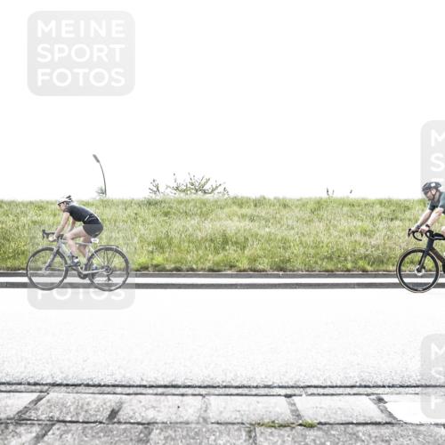 21.06.2026 - 29. Vierlanden-Triathlon H.Heesch http://msf.ph/oto/9899438 21.06.2026 11:40:38 Radfahren 249, 293, 630, 660, 713, 733, 1358 meine-sportfotos.de