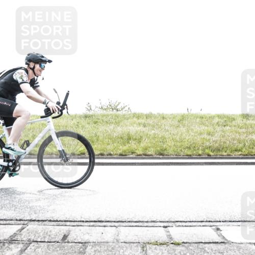 21.06.2026 - 29. Vierlanden-Triathlon H.Heesch http://msf.ph/oto/9899468 21.06.2026 11:41:29 Radfahren 236, 299, 643, 649, 652, 659, 744, 855 meine-sportfotos.de