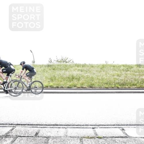 21.06.2026 - 29. Vierlanden-Triathlon H.Heesch http://msf.ph/oto/9899471 21.06.2026 11:41:33 Radfahren 137, 138, 236, 299, 643, 649, 652, 655, 659, 744, 855 meine-sportfotos.de