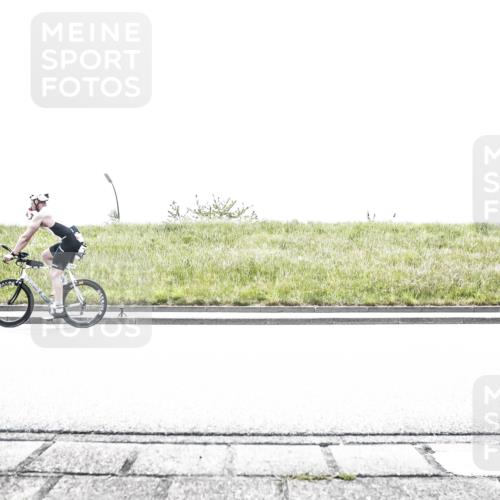 21.06.2026 - 29. Vierlanden-Triathlon H.Heesch http://msf.ph/oto/9899479 21.06.2026 11:41:42 Radfahren 137, 138, 634, 655, 682, 691, 712 meine-sportfotos.de