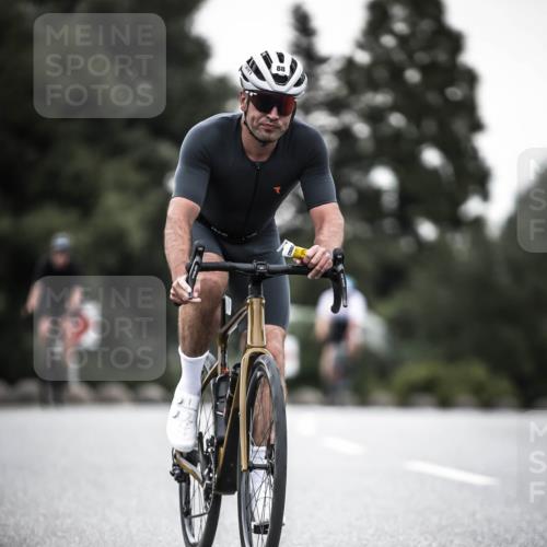 21.06.2026 - 29. Vierlanden-Triathlon H.Heesch http://msf.ph/oto/9899487 21.06.2026 10:07:31 Radfahren 88, 316, 347 meine-sportfotos.de