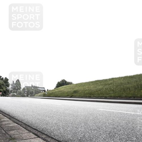 21.06.2026 - 29. Vierlanden-Triathlon H.Heesch http://msf.ph/oto/9899489 21.06.2026 11:03:33 Radfahren 48, 482, 484 meine-sportfotos.de