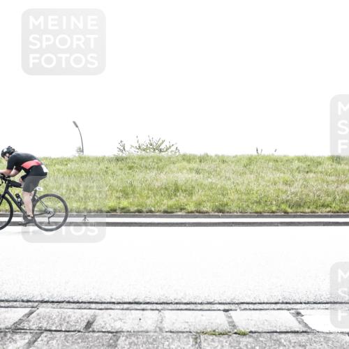 21.06.2026 - 29. Vierlanden-Triathlon H.Heesch http://msf.ph/oto/9899491 21.06.2026 11:45:20 Radfahren 93, 178, 838 meine-sportfotos.de