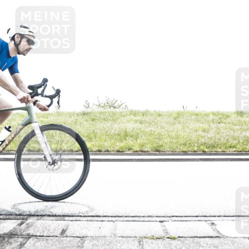 21.06.2026 - 29. Vierlanden-Triathlon H.Heesch http://msf.ph/oto/9899500 21.06.2026 11:45:44 Radfahren 229, 680, 723, 742, 779, 813 meine-sportfotos.de