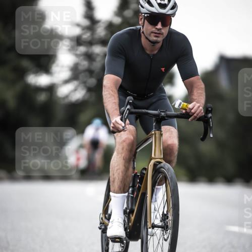 21.06.2026 - 29. Vierlanden-Triathlon H.Heesch http://msf.ph/oto/9899504 21.06.2026 10:07:32 Radfahren 88, 316, 347 meine-sportfotos.de