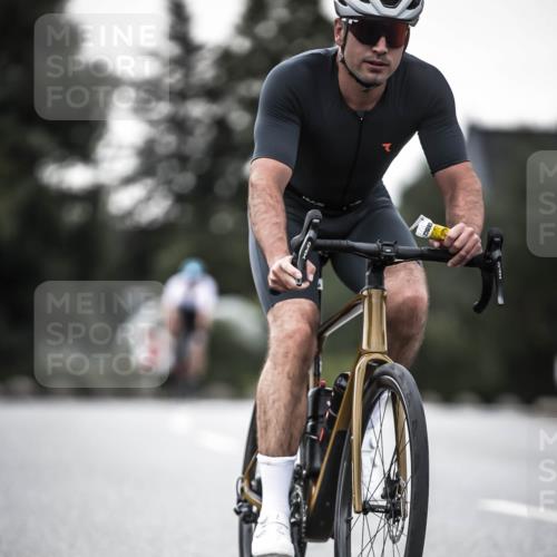 21.06.2026 - 29. Vierlanden-Triathlon H.Heesch http://msf.ph/oto/9899507 21.06.2026 10:07:32 Radfahren 88, 316, 347 meine-sportfotos.de