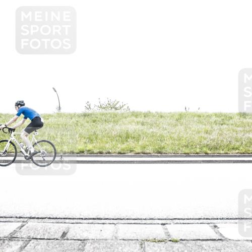 21.06.2026 - 29. Vierlanden-Triathlon H.Heesch http://msf.ph/oto/9899515 21.06.2026 11:45:51 Radfahren 679, 680, 773, 798 meine-sportfotos.de