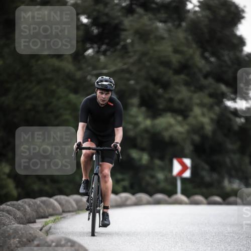 21.06.2026 - 29. Vierlanden-Triathlon H.Heesch http://msf.ph/oto/9899519 21.06.2026 10:07:34 Radfahren 88, 216, 316, 336, 347 meine-sportfotos.de