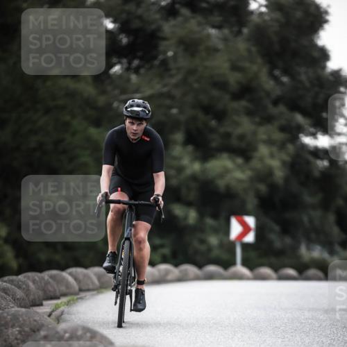 21.06.2026 - 29. Vierlanden-Triathlon H.Heesch http://msf.ph/oto/9899525 21.06.2026 10:07:34 Radfahren 88, 216, 316, 336, 347 meine-sportfotos.de