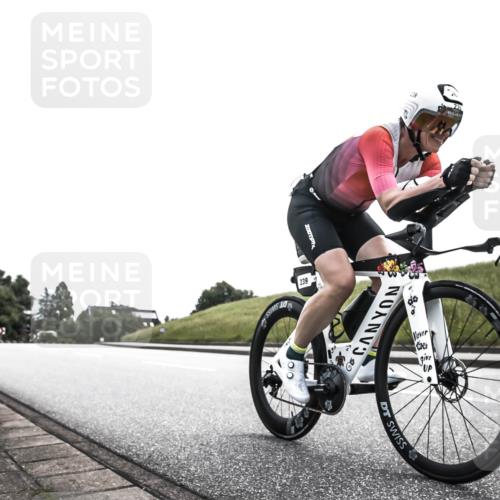 21.06.2026 - 29. Vierlanden-Triathlon H.Heesch http://msf.ph/oto/9899542 21.06.2026 11:08:33 Radfahren 239, 712 meine-sportfotos.de