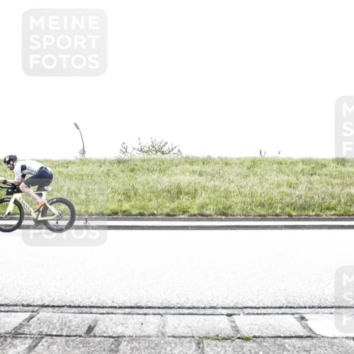 21.06.2026 - 29. Vierlanden-Triathlon H.Heesch http://msf.ph/oto/9899553 21.06.2026 11:46:45 Radfahren 183, 693, 811 meine-sportfotos.de