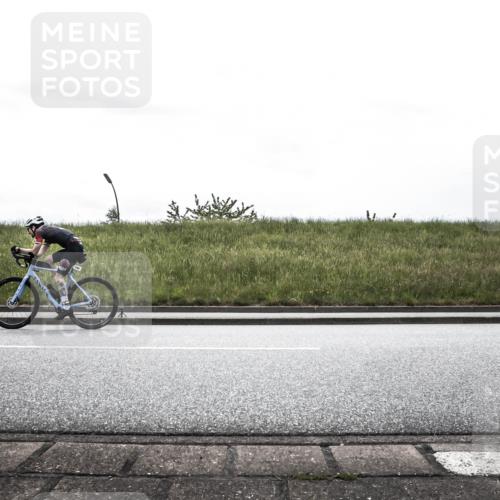 21.06.2026 - 29. Vierlanden-Triathlon H.Heesch http://msf.ph/oto/9899578 21.06.2026 11:47:31 Radfahren 89, 298, 756, 794 meine-sportfotos.de