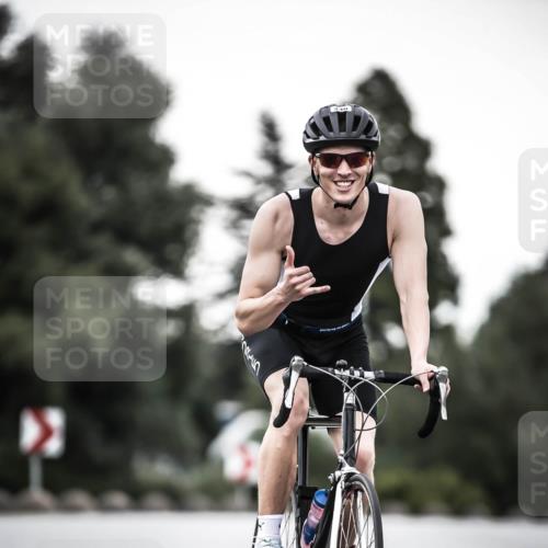 21.06.2026 - 29. Vierlanden-Triathlon H.Heesch http://msf.ph/oto/9899584 21.06.2026 10:07:41 Radfahren 23, 105, 111, 216, 279, 336 meine-sportfotos.de