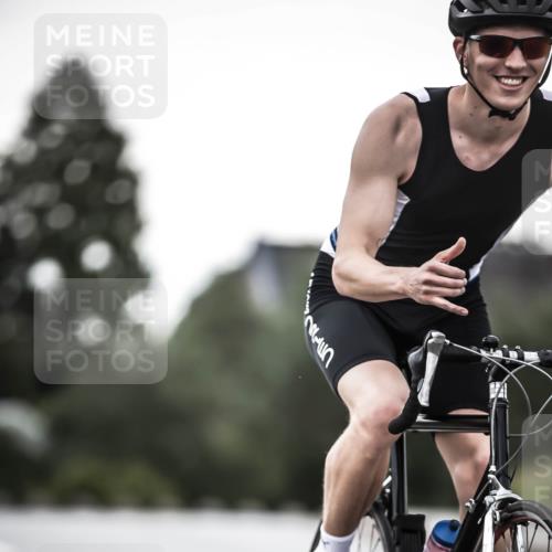 21.06.2026 - 29. Vierlanden-Triathlon H.Heesch http://msf.ph/oto/9899590 21.06.2026 10:07:42 Radfahren 23, 105, 111, 216, 231, 279, 336 meine-sportfotos.de
