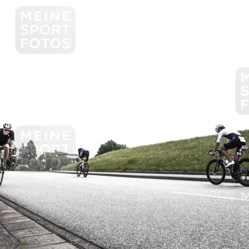 21.06.2026 - 29. Vierlanden-Triathlon H.Heesch http://msf.ph/oto/9899594 21.06.2026 11:13:36 Radfahren 91, 223, 643, 652, 727 meine-sportfotos.de