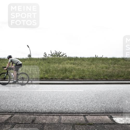 21.06.2026 - 29. Vierlanden-Triathlon H.Heesch http://msf.ph/oto/9899595 21.06.2026 11:48:01 Radfahren 635, 648, 777 meine-sportfotos.de