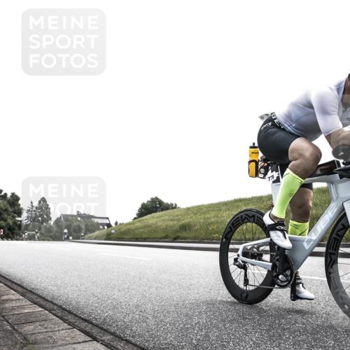 21.06.2026 - 29. Vierlanden-Triathlon H.Heesch http://msf.ph/oto/9899647 21.06.2026 11:21:12 Radfahren 44, 755, 779 meine-sportfotos.de