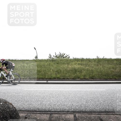 21.06.2026 - 29. Vierlanden-Triathlon H.Heesch http://msf.ph/oto/9899670 21.06.2026 11:49:16 Radfahren 105, 128, 279, 301, 647, 656, 681, 751 meine-sportfotos.de