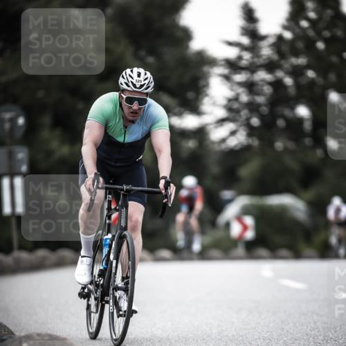 21.06.2026 - 29. Vierlanden-Triathlon H.Heesch http://msf.ph/oto/9899672 21.06.2026 10:07:56 Radfahren 7, 59, 104, 167, 220, 305, 320, 334 meine-sportfotos.de