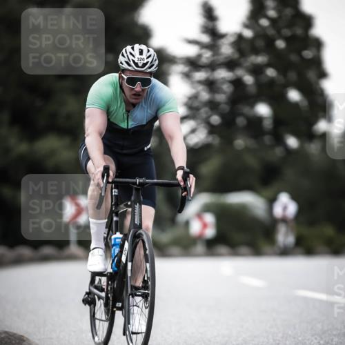 21.06.2026 - 29. Vierlanden-Triathlon H.Heesch http://msf.ph/oto/9899683 21.06.2026 10:07:56 Radfahren 7, 59, 104, 167, 220, 305, 320, 334 meine-sportfotos.de