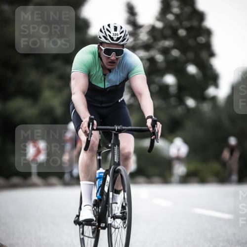 21.06.2026 - 29. Vierlanden-Triathlon H.Heesch http://msf.ph/oto/9899692 21.06.2026 10:07:56 Radfahren 7, 59, 104, 167, 220, 305, 320, 334 meine-sportfotos.de