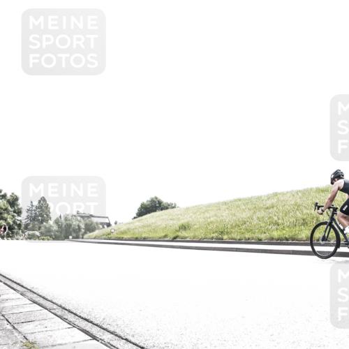 21.06.2026 - 29. Vierlanden-Triathlon H.Heesch http://msf.ph/oto/9899723 21.06.2026 11:37:52 Radfahren 279, 706, 787, 895 meine-sportfotos.de