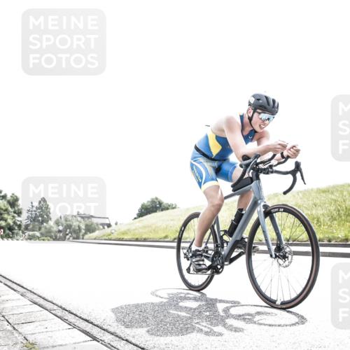 21.06.2026 - 29. Vierlanden-Triathlon H.Heesch http://msf.ph/oto/9899732 21.06.2026 11:38:04 Radfahren 637, 693, 864 meine-sportfotos.de