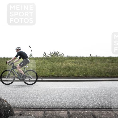 21.06.2026 - 29. Vierlanden-Triathlon H.Heesch http://msf.ph/oto/9899746 21.06.2026 11:50:41 Radfahren 658, 764 meine-sportfotos.de