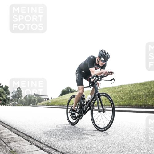 21.06.2026 - 29. Vierlanden-Triathlon H.Heesch http://msf.ph/oto/9899748 21.06.2026 11:39:58 Radfahren 647, 685, 721, 830 meine-sportfotos.de