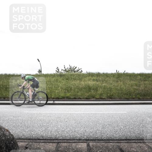21.06.2026 - 29. Vierlanden-Triathlon H.Heesch http://msf.ph/oto/9899768 21.06.2026 11:51:10 Radfahren 177, 235, 259 meine-sportfotos.de