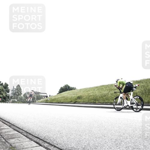 21.06.2026 - 29. Vierlanden-Triathlon H.Heesch http://msf.ph/oto/9899769 21.06.2026 11:40:48 Radfahren 851 meine-sportfotos.de