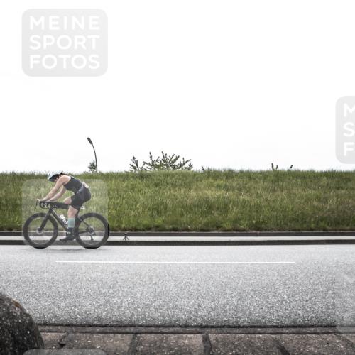 21.06.2026 - 29. Vierlanden-Triathlon H.Heesch http://msf.ph/oto/9899771 21.06.2026 11:51:13 Radfahren 177, 235 meine-sportfotos.de
