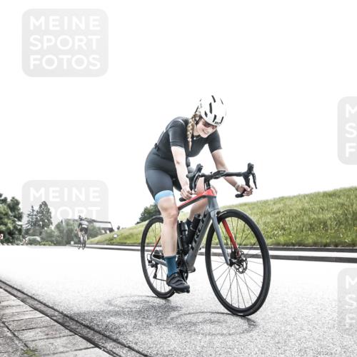 21.06.2026 - 29. Vierlanden-Triathlon H.Heesch http://msf.ph/oto/9899772 21.06.2026 11:41:08 Radfahren 853 meine-sportfotos.de