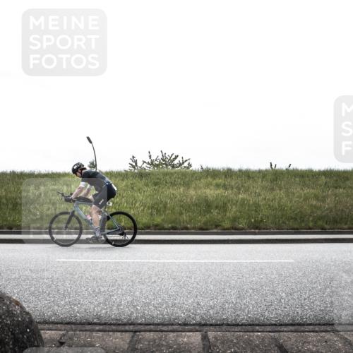 21.06.2026 - 29. Vierlanden-Triathlon H.Heesch http://msf.ph/oto/9899778 21.06.2026 11:51:16 Radfahren 177 meine-sportfotos.de