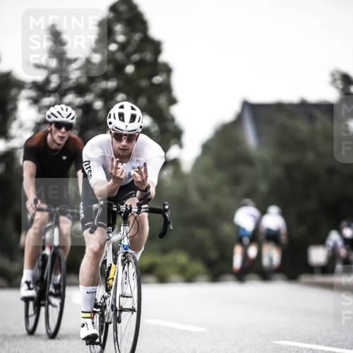 21.06.2026 - 29. Vierlanden-Triathlon H.Heesch http://msf.ph/oto/9899782 21.06.2026 10:08:03 Radfahren 7, 80, 305, 334, 371 meine-sportfotos.de
