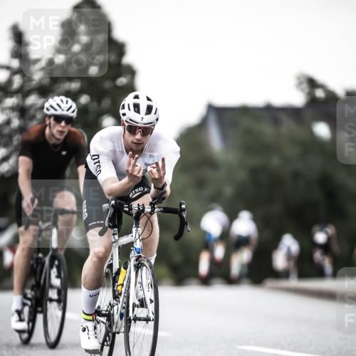 21.06.2026 - 29. Vierlanden-Triathlon H.Heesch http://msf.ph/oto/9899788 21.06.2026 10:08:03 Radfahren 7, 80, 305, 334, 371 meine-sportfotos.de