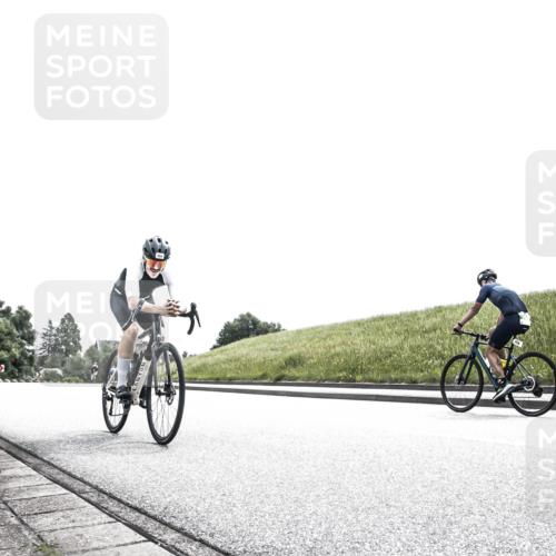 21.06.2026 - 29. Vierlanden-Triathlon H.Heesch http://msf.ph/oto/9899805 21.06.2026 11:42:48 Radfahren 632, 633, 701, 757 meine-sportfotos.de