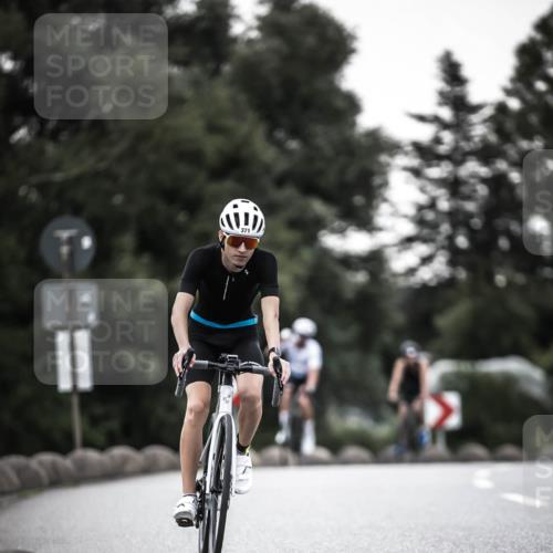 21.06.2026 - 29. Vierlanden-Triathlon H.Heesch http://msf.ph/oto/9899819 21.06.2026 10:08:08 Radfahren 38, 80, 371, 373 meine-sportfotos.de