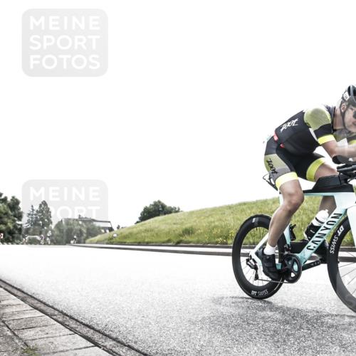 21.06.2026 - 29. Vierlanden-Triathlon H.Heesch http://msf.ph/oto/9899825 21.06.2026 11:43:03 Radfahren 699, 728 meine-sportfotos.de