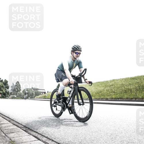 21.06.2026 - 29. Vierlanden-Triathlon H.Heesch http://msf.ph/oto/9899829 21.06.2026 11:43:19 Radfahren 41, 213, 717 meine-sportfotos.de