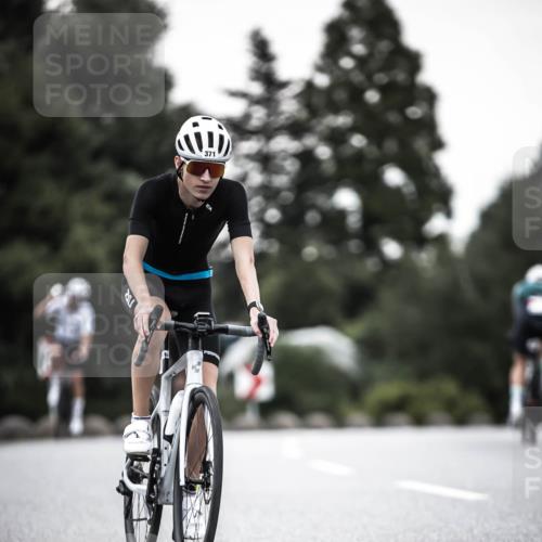 21.06.2026 - 29. Vierlanden-Triathlon H.Heesch http://msf.ph/oto/9899845 21.06.2026 10:08:08 Radfahren 38, 80, 371, 373 meine-sportfotos.de
