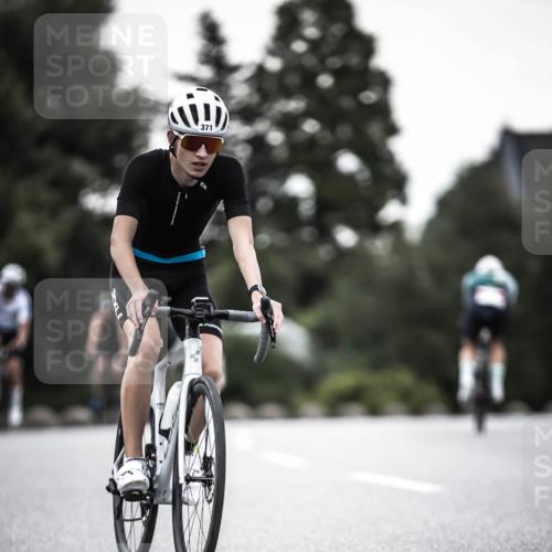 21.06.2026 - 29. Vierlanden-Triathlon H.Heesch http://msf.ph/oto/9899851 21.06.2026 10:08:08 Radfahren 38, 80, 371, 373 meine-sportfotos.de