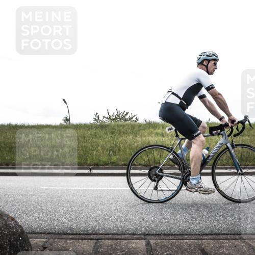 21.06.2026 - 29. Vierlanden-Triathlon H.Heesch http://msf.ph/oto/9899857 21.06.2026 11:52:56 Radfahren 256, 729, 758, 760, 796, 802 meine-sportfotos.de
