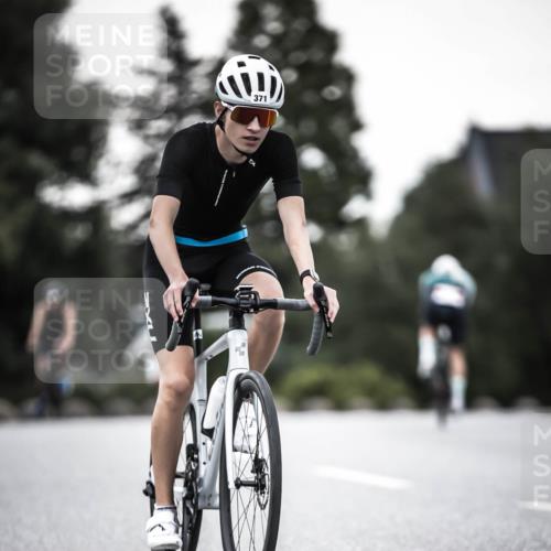 21.06.2026 - 29. Vierlanden-Triathlon H.Heesch http://msf.ph/oto/9899859 21.06.2026 10:08:08 Radfahren 38, 80, 371, 373 meine-sportfotos.de