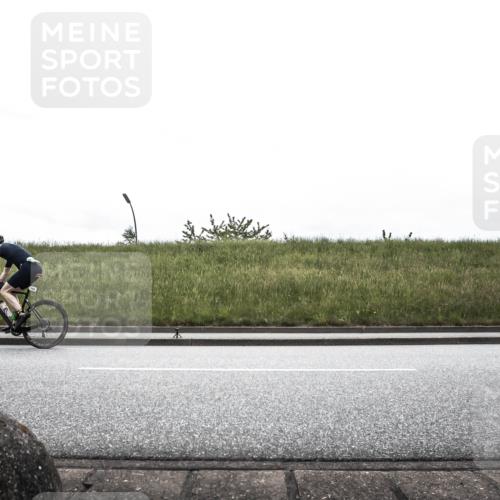 21.06.2026 - 29. Vierlanden-Triathlon H.Heesch http://msf.ph/oto/9899863 21.06.2026 11:52:59 Radfahren 256, 758, 760, 796, 802 meine-sportfotos.de