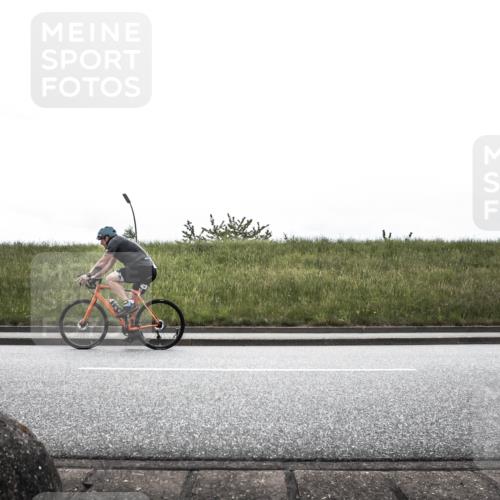 21.06.2026 - 29. Vierlanden-Triathlon H.Heesch http://msf.ph/oto/9899866 21.06.2026 11:53:03 Radfahren 760, 802 meine-sportfotos.de