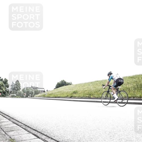 21.06.2026 - 29. Vierlanden-Triathlon H.Heesch http://msf.ph/oto/9899870 21.06.2026 11:43:54 Radfahren 22 meine-sportfotos.de